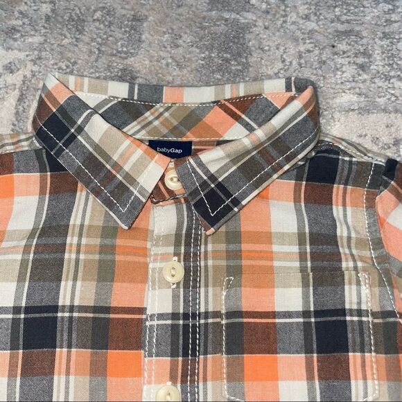 🏷️ 5 for $25 - JANIE And Jack | Baby Gap Plaid Button Downs Bundle - Picture 3 of 12